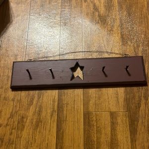 Primitive Wooden Key Rack with Star Wall Decor